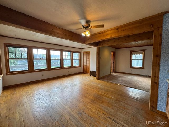 828 Cass Avenue, Kingsford, MI 49802