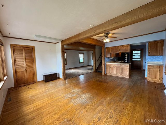 828 Cass Avenue, Kingsford, MI 49802