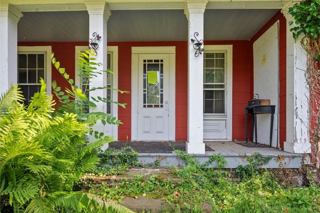 2429 English Road, Greece, NY 14616