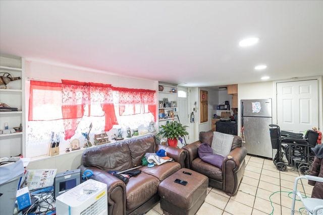 55 Bogart Street, Huntington Station, NY 11746