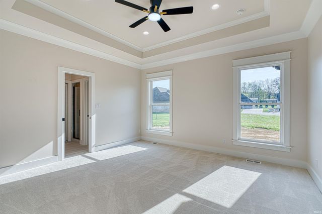 6244 SABLE RIDGE Drive, Newburgh, IN 47630