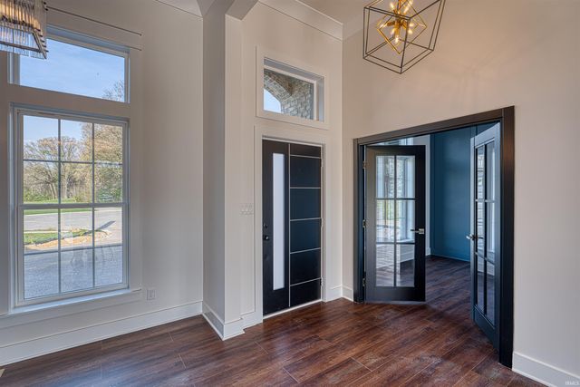 6244 SABLE RIDGE Drive, Newburgh, IN 47630