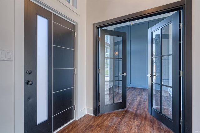 6244 SABLE RIDGE Drive, Newburgh, IN 47630