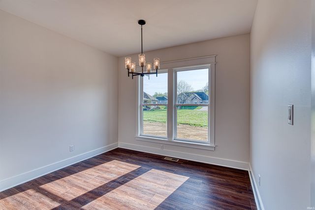6244 SABLE RIDGE Drive, Newburgh, IN 47630