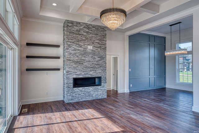 6244 SABLE RIDGE Drive, Newburgh, IN 47630