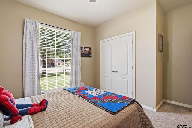 104 Charles, Lindale, TX 75771
