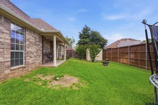 104 Charles, Lindale, TX 75771