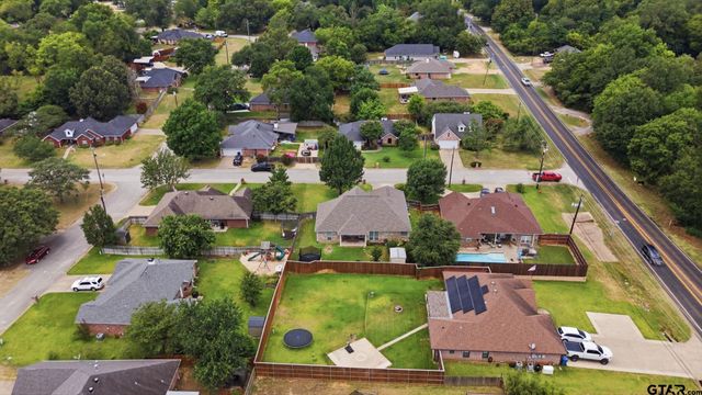 104 Charles, Lindale, TX 75771