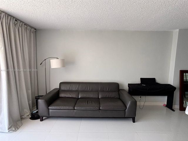 1865 S Ocean Dr 4F, Hallandale Beach, FL 33009