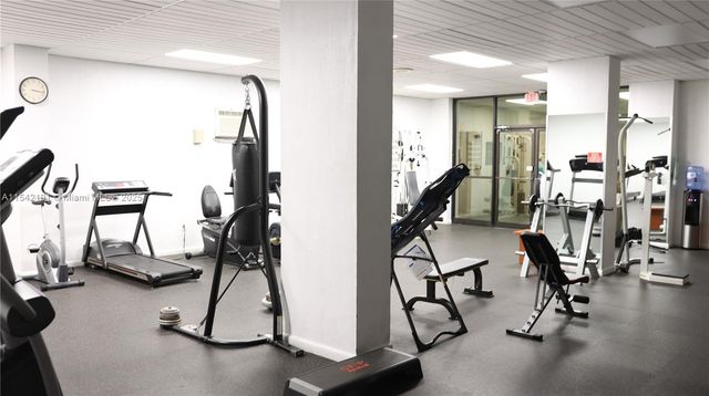 1865 S Ocean Dr 4F, Hallandale Beach, FL 33009