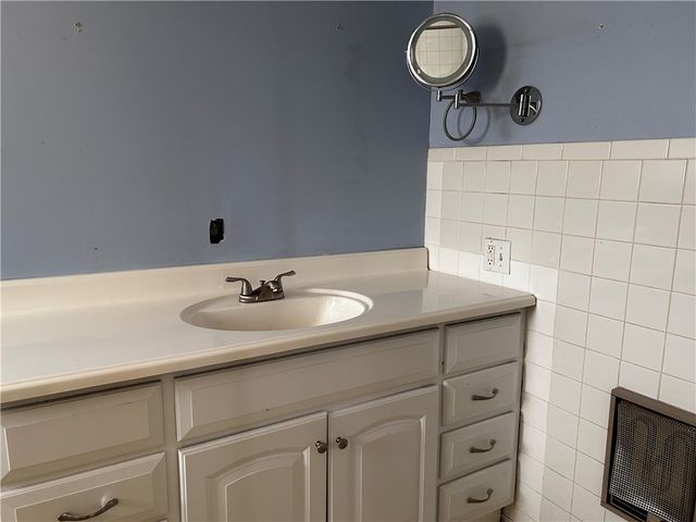 126 Shelton Drive, Eureka Springs, AR 72632