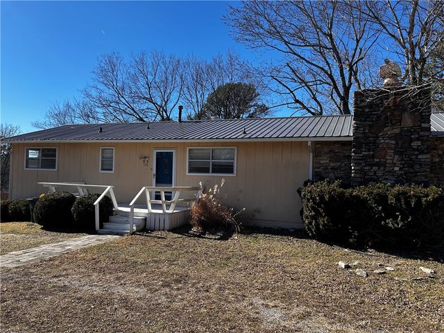 126 Shelton Drive, Eureka Springs, AR 72632