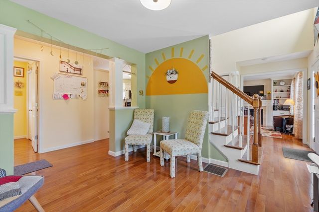 13 Ballard Ct, Leominster, MA 01453