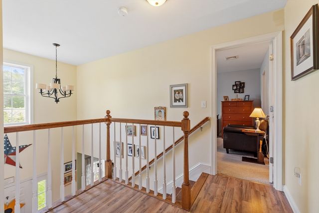 13 Ballard Ct, Leominster, MA 01453
