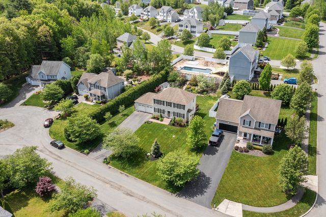 13 Ballard Ct, Leominster, MA 01453