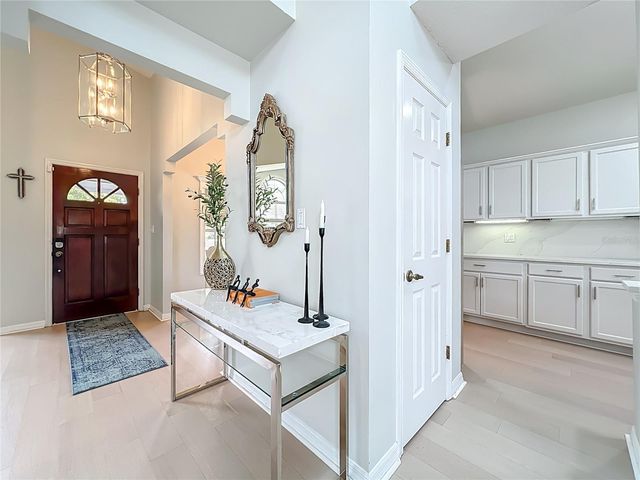 200 COLONIAL LANE, Longwood, FL 32750