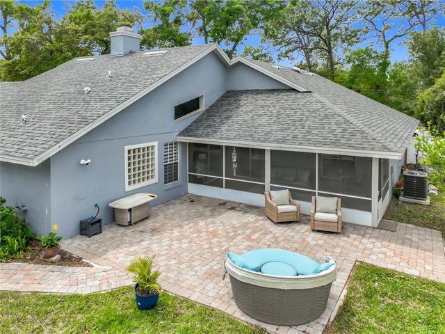 200 COLONIAL LANE, Longwood, FL 32750