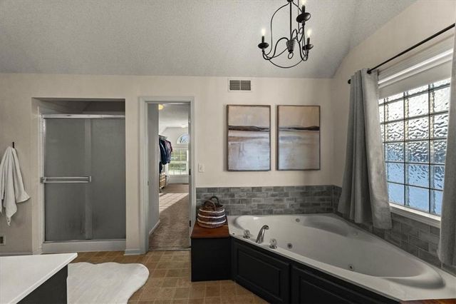 19402 W 209th Terrace, Spring Hill, KS 66083