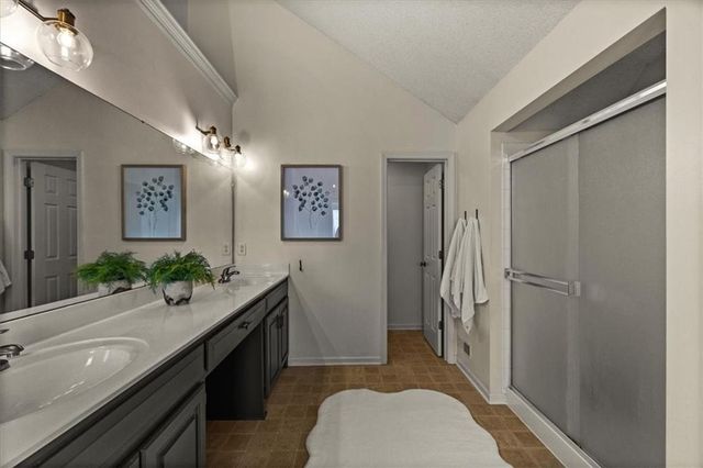 19402 W 209th Terrace, Spring Hill, KS 66083