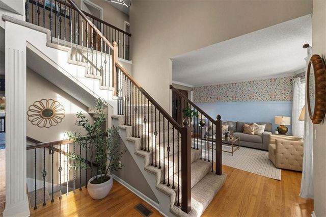 19402 W 209th Terrace, Spring Hill, KS 66083