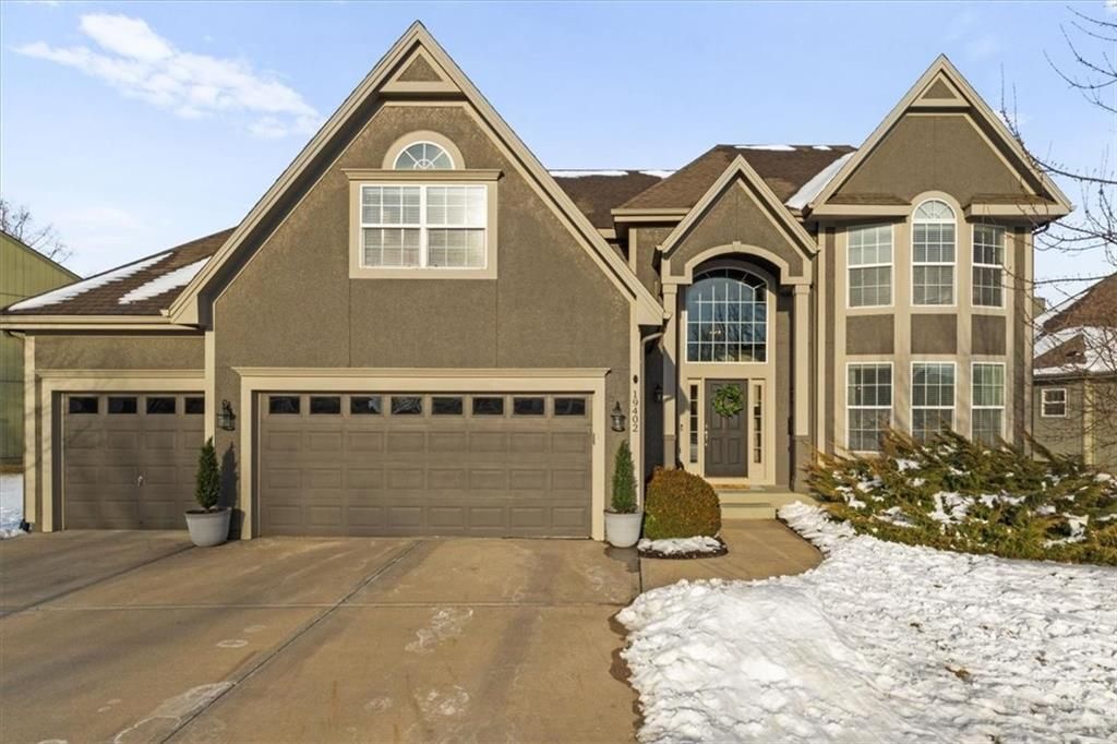 19402 W 209th Terrace, Spring Hill, KS 66083