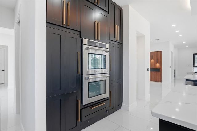 7818 N HUBERT AVENUE, Tampa, FL 33614