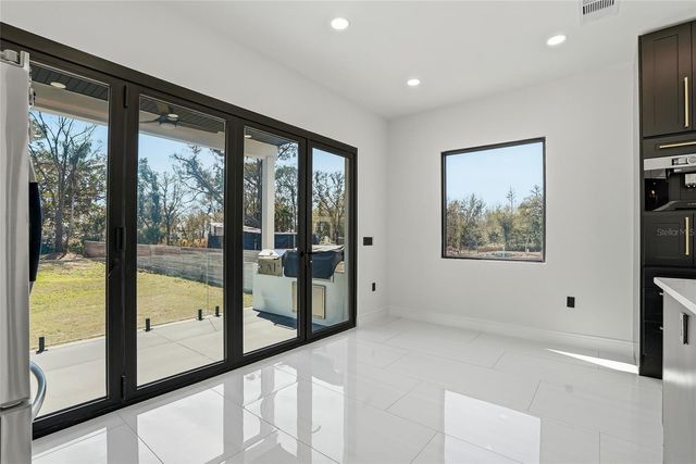 7818 N HUBERT AVENUE, Tampa, FL 33614