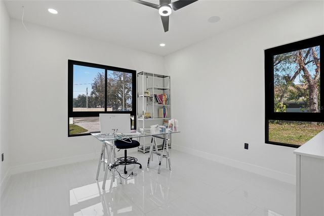 7818 N HUBERT AVENUE, Tampa, FL 33614