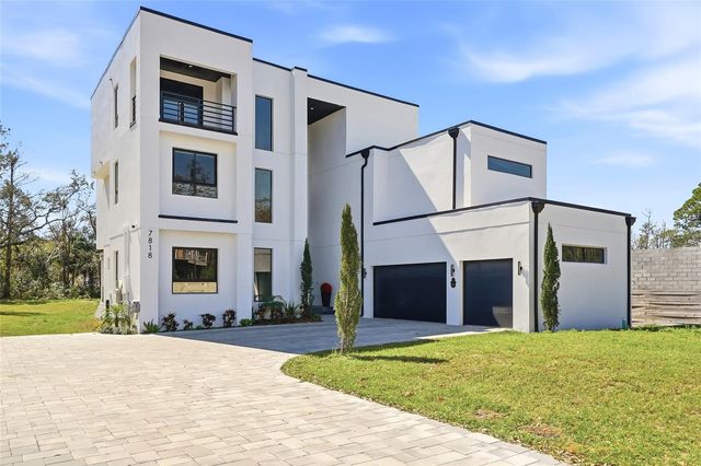 7818 N HUBERT AVENUE, Tampa, FL 33614