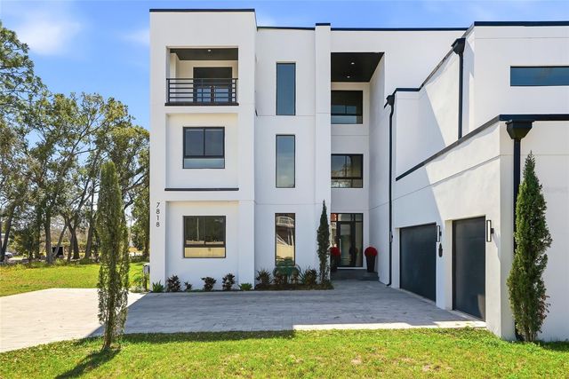 7818 N HUBERT AVENUE, Tampa, FL 33614