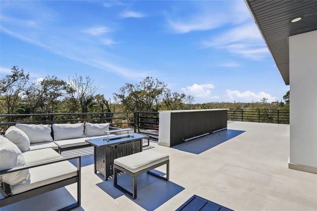 7818 N HUBERT AVENUE, Tampa, FL 33614