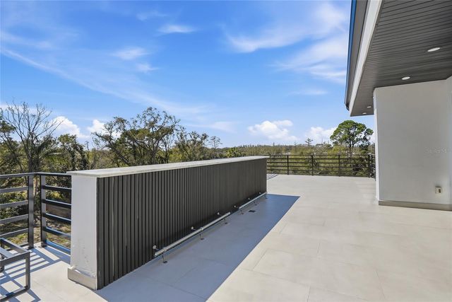 7818 N HUBERT AVENUE, Tampa, FL 33614