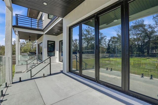 7818 N HUBERT AVENUE, Tampa, FL 33614