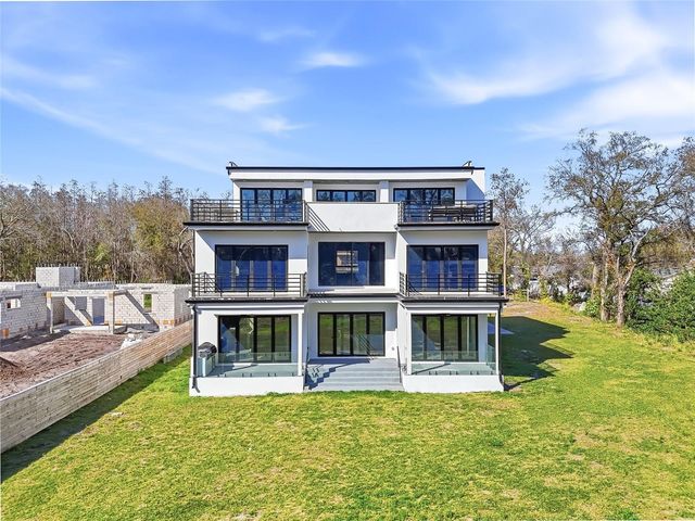 7818 N HUBERT AVENUE, Tampa, FL 33614