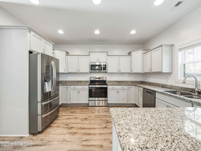 519 White Shoal Way, Sneads Ferry, NC 28460