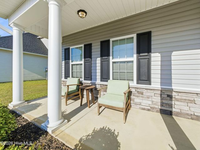 519 White Shoal Way, Sneads Ferry, NC 28460