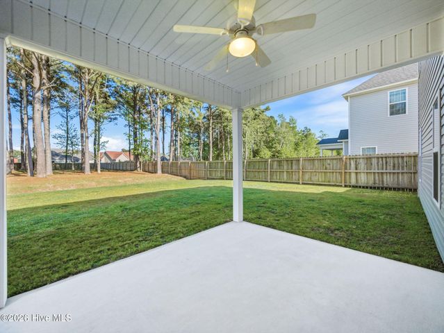 519 White Shoal Way, Sneads Ferry, NC 28460