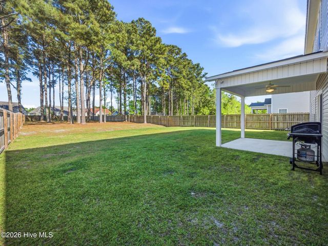 519 White Shoal Way, Sneads Ferry, NC 28460