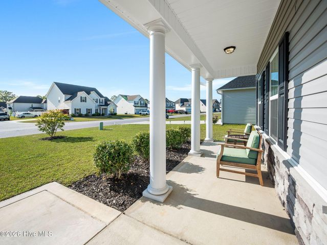 519 White Shoal Way, Sneads Ferry, NC 28460