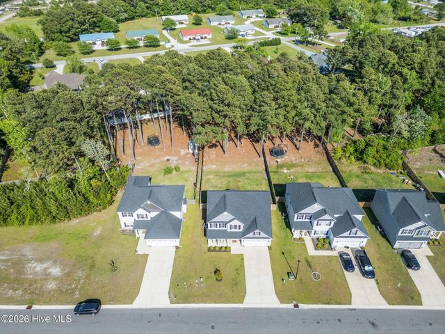 519 White Shoal Way, Sneads Ferry, NC 28460