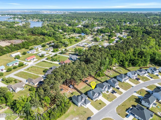 519 White Shoal Way, Sneads Ferry, NC 28460
