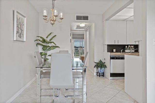 2905 Victoria Place G4, Coconut Creek, FL 33066