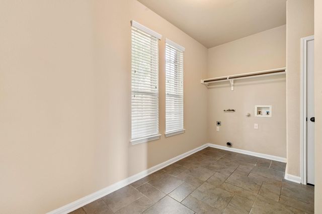 676 Rusk RD, Round Rock, TX 78665