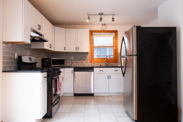 834 Algonquin Avenue, Saint Paul, MN 55119