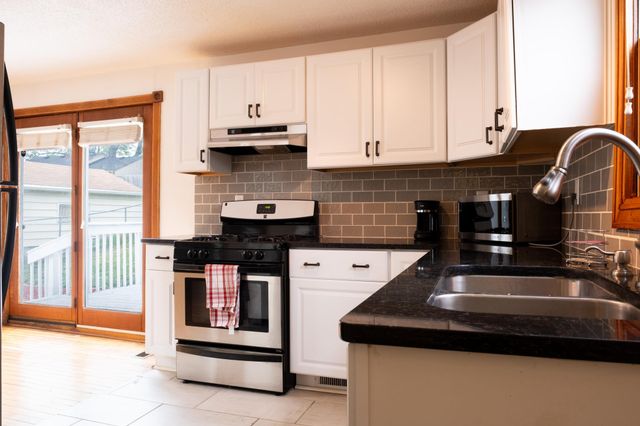834 Algonquin Avenue, Saint Paul, MN 55119