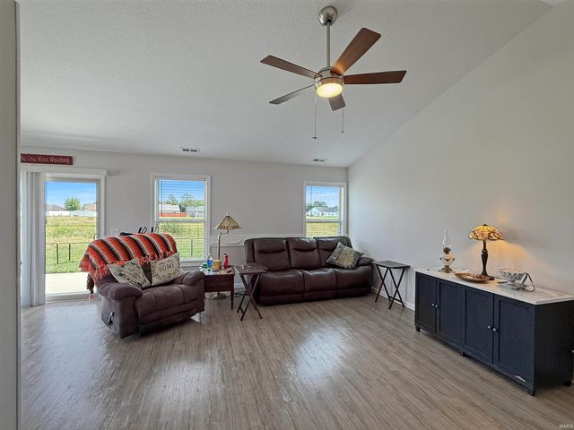 1113 N Franklin Street, Garrett, IN 46738