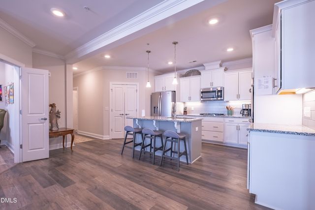 1200 Gathering Park Circle 201, Cary, NC 27519