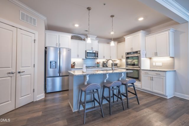 1200 Gathering Park Circle 201, Cary, NC 27519