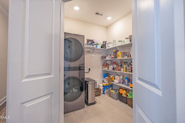 1200 Gathering Park Circle 201, Cary, NC 27519