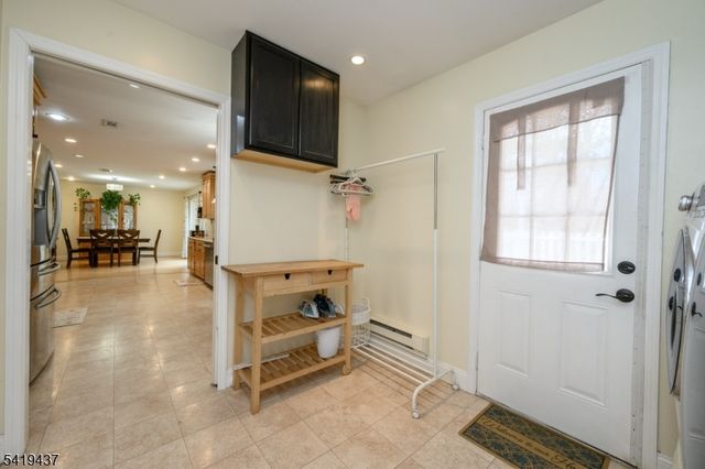 1 Running Hills Dr, Fredon Twp., NJ 07860